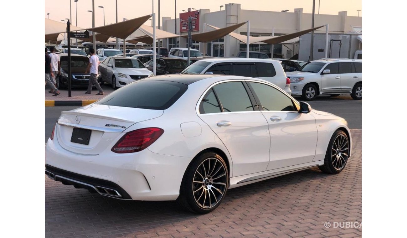 مرسيدس بنز C 300 السيارة بحالة ممتازة