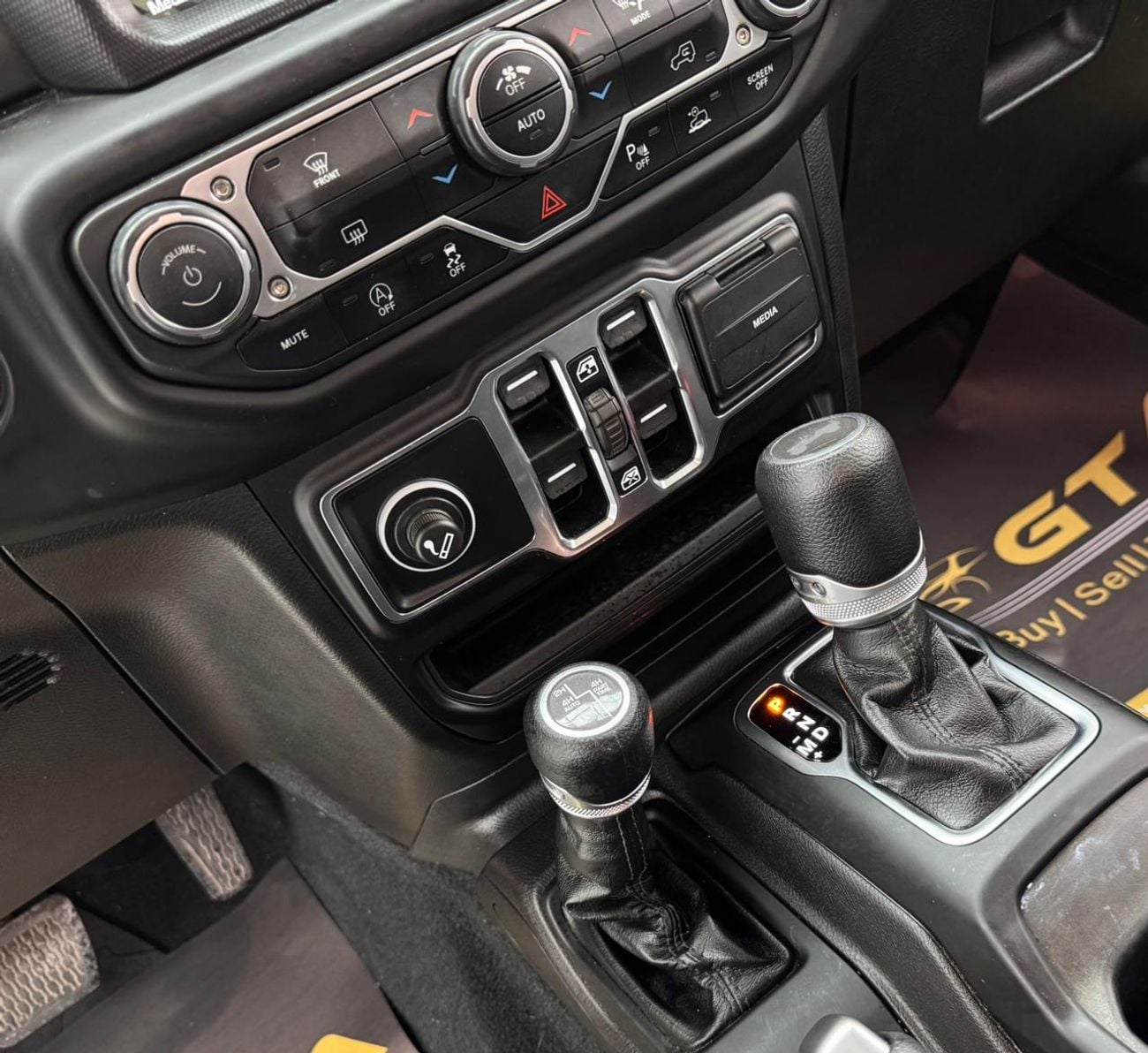 Jeep Wrangler Unlimited Sport 3.6L A/T 2023 Jeep Wrangler Unlimited Sport, Jeep Service History, 1 Year Warranty,
