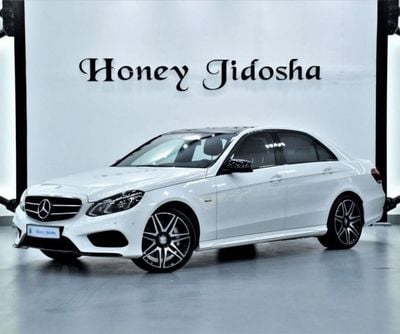 مرسيدس بنز E 500 EXCELLENT DEAL for our Mercedes Benz E500 ( 2016 Model ) in White Color GCC Specs