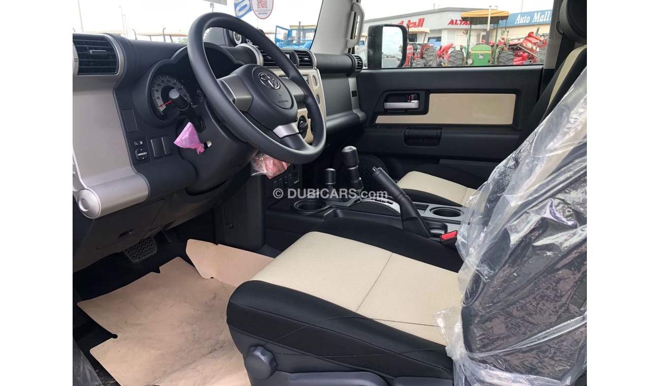 تويوتا إف جي كروزر تويتا اف جي كروزر موديل2023 بسعة محرك 4.0 بنزين الاصدار الاخير