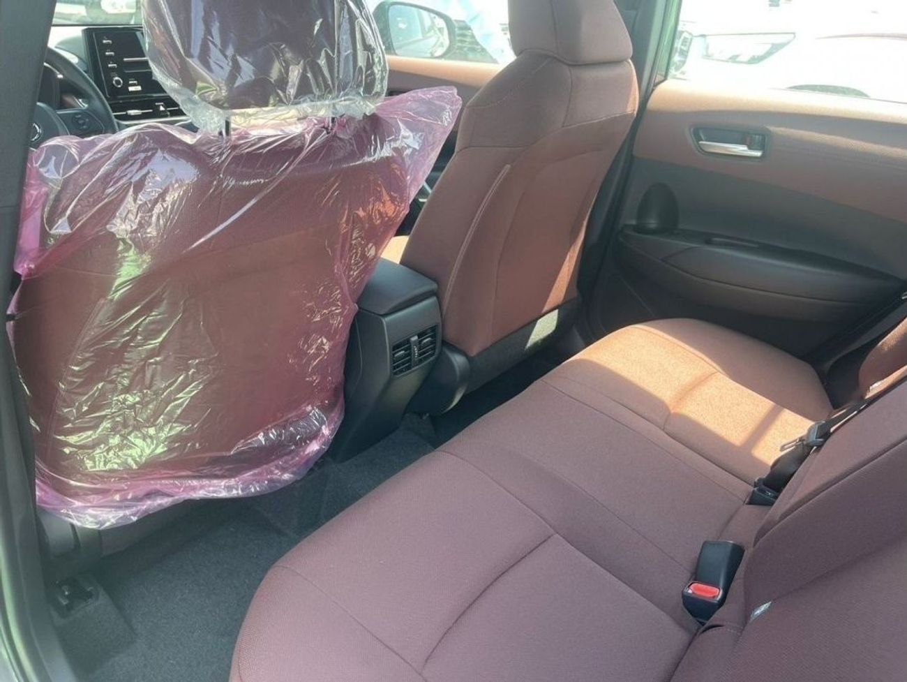 تويوتا كورولا كروس 2023 TOYOTA COROLLA CROSS 1.8L Hybrid Automatic Zero KM