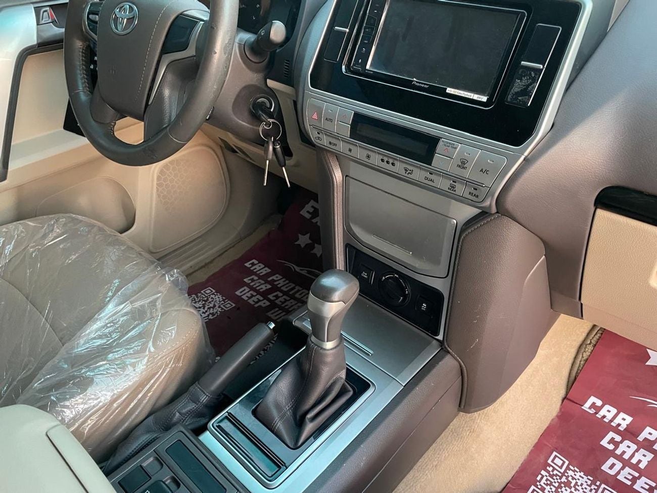 تويوتا برادو GXR 2.7L (271 HP)