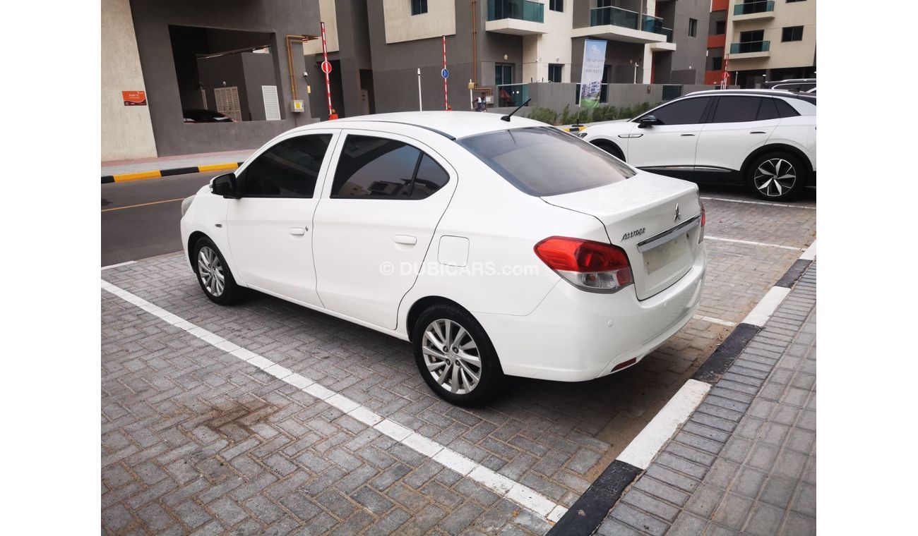 Mitsubishi Attrage Sama alsham