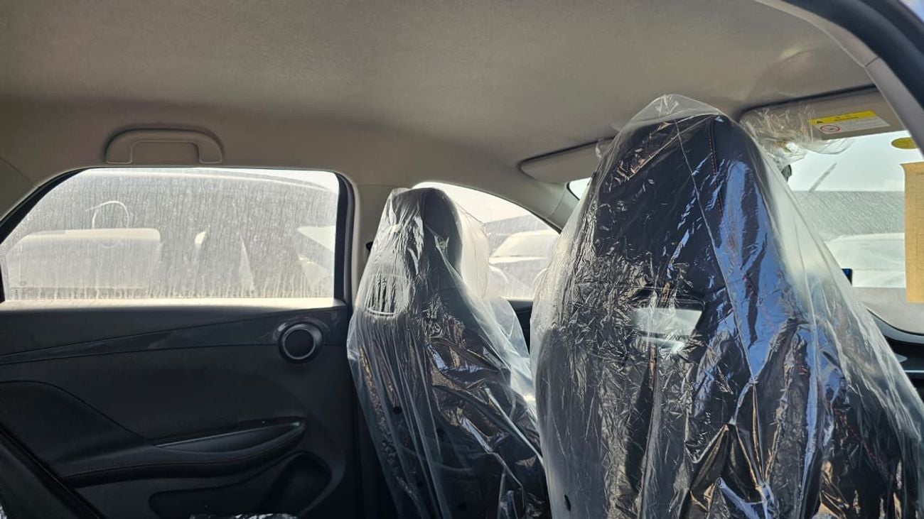 بي واي دي e2 BYD e2 2025 BYD E2 Luxury - Grey Inside Black