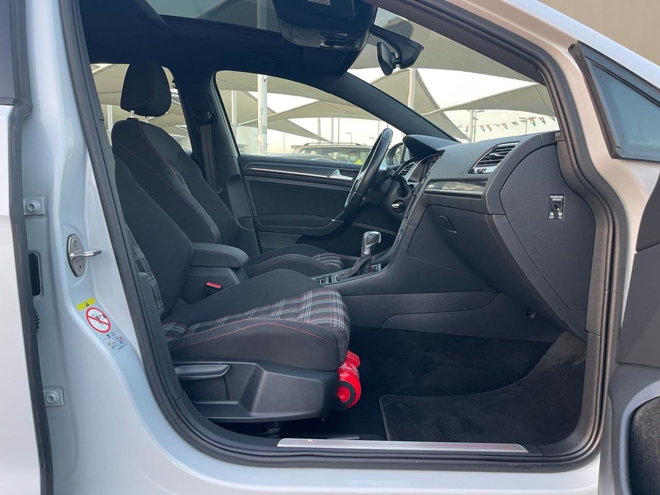 Volkswagen Golf GTI P1 Volkswagen Golf GTi _GCC_2019_Excellent Condition _Full option