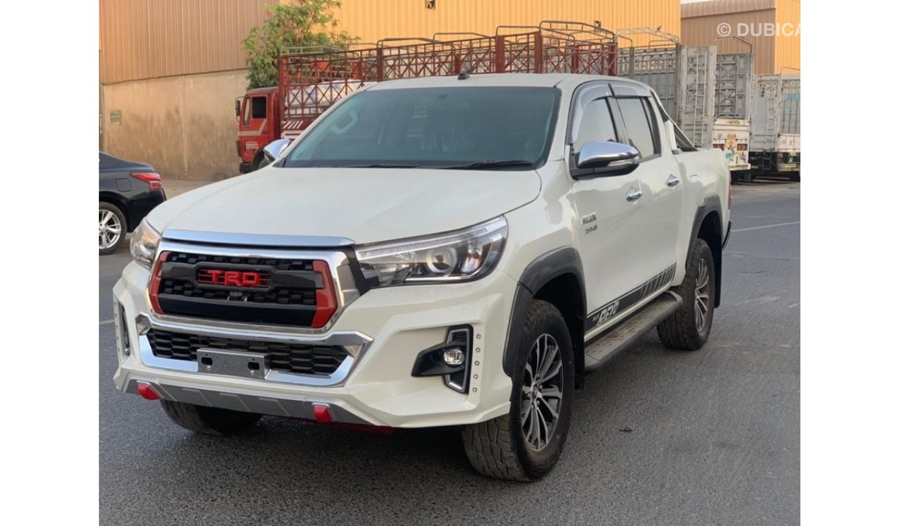 Toyota Hilux SR5 FULL OPTION