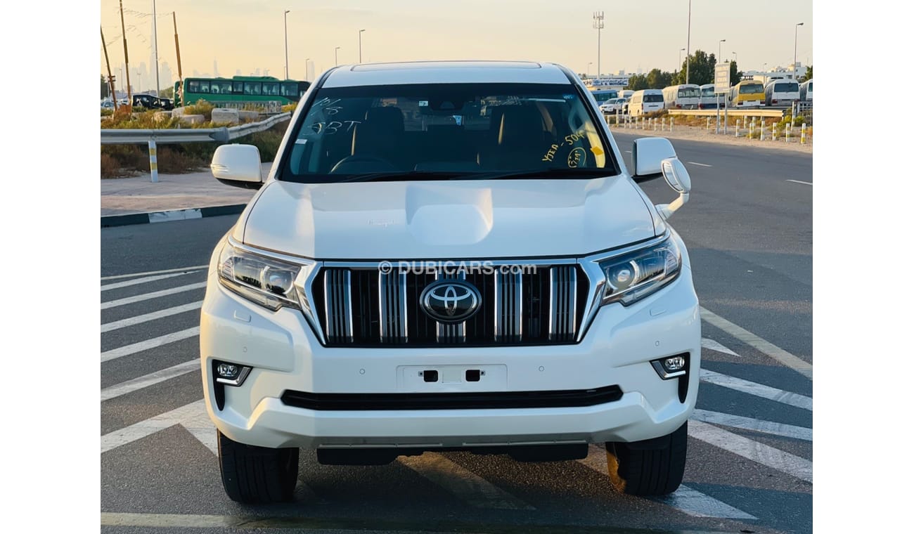 Toyota Prado Toyota prado Petrol  engine 2.7 model 2018 from japan white color 7 seater car very clean and good c