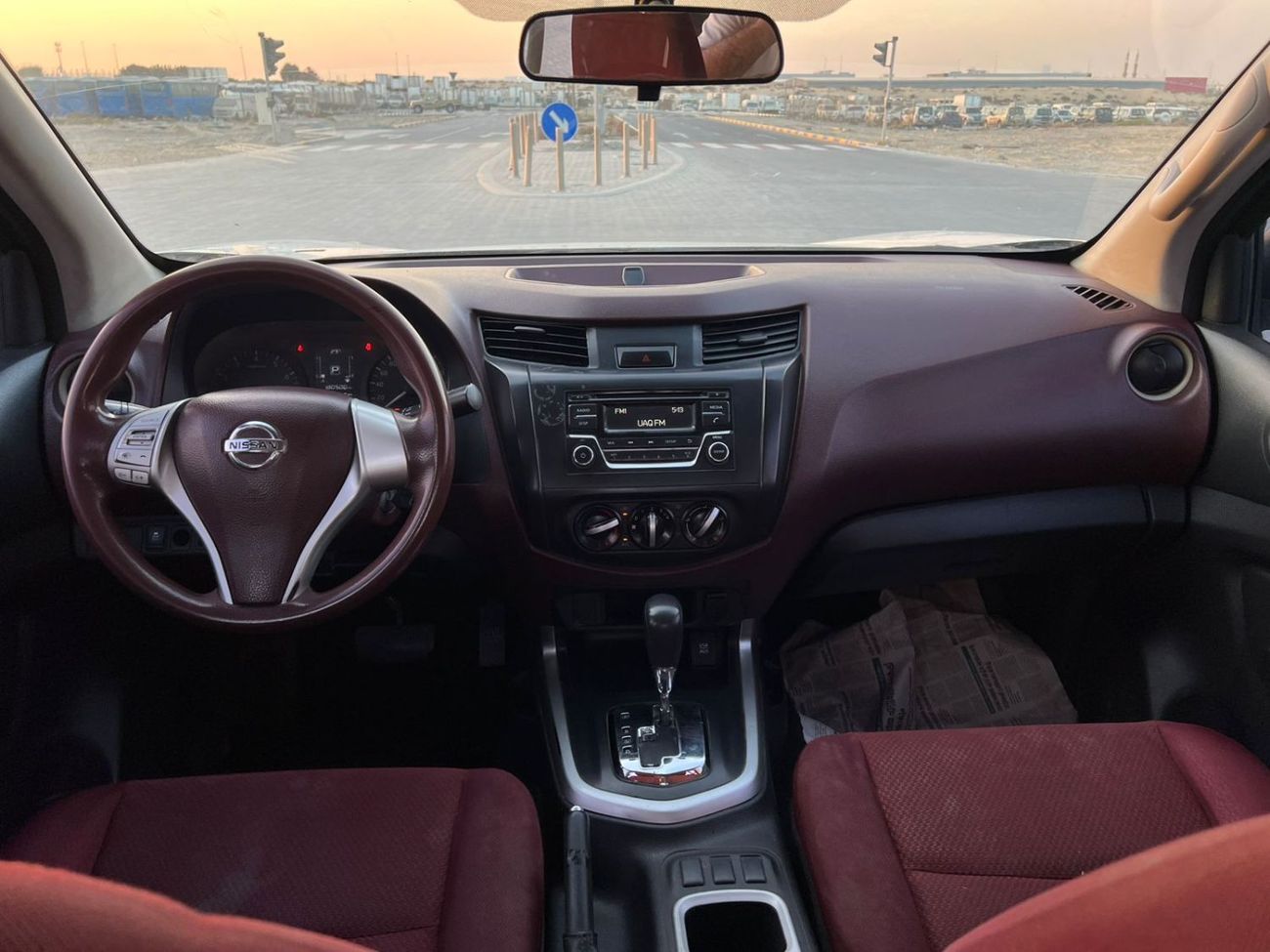 Nissan Navara Std 2.5L RWD A/T