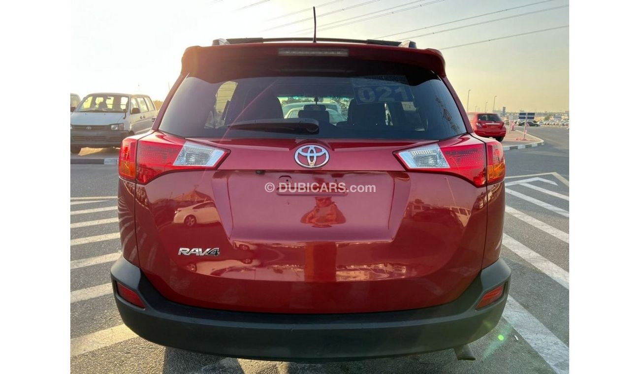 Toyota RAV4 2015 Toyota Rav4 XLE 4x4 With Sunroof - 2018 Front Shape