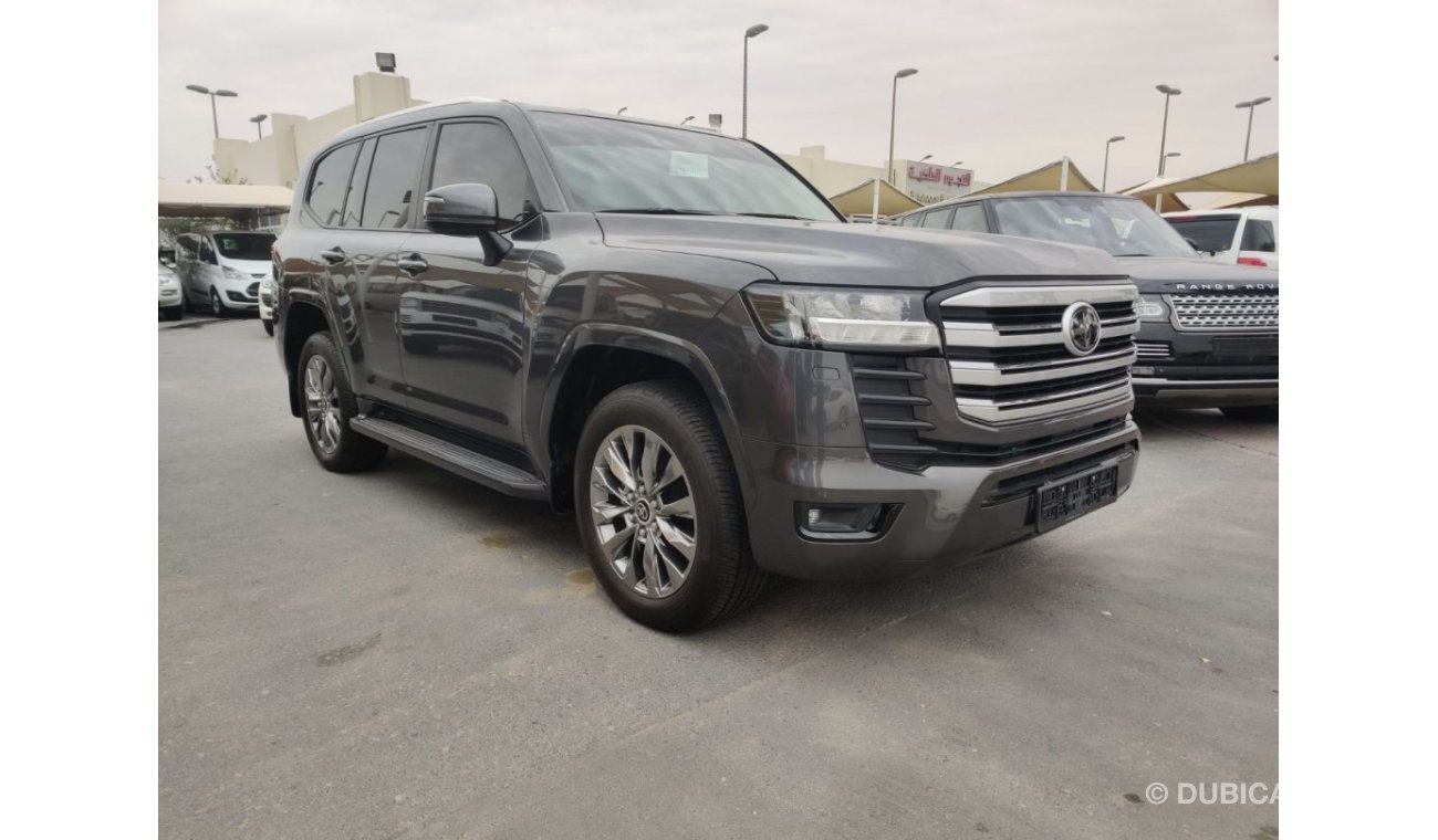 Toyota Land Cruiser GXR Car like new under warranty without any accidents and mechanical issues original paint full serv
