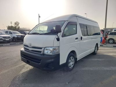 Toyota Hiace TOYOTA HIACE COMMUTER VAN RHD 2011 MODEL 3.0 L DIESEL AUTOMATIC(PM07604)