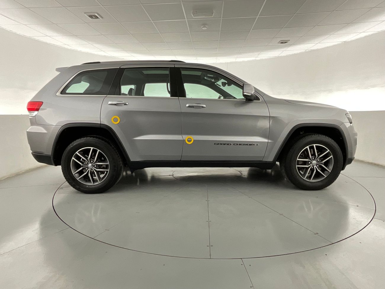 جيب جراند شيروكي Limited | سنة ضمان مجانية | 0 دفعة أولى | سياسة الإعادة بعد 7 أيام