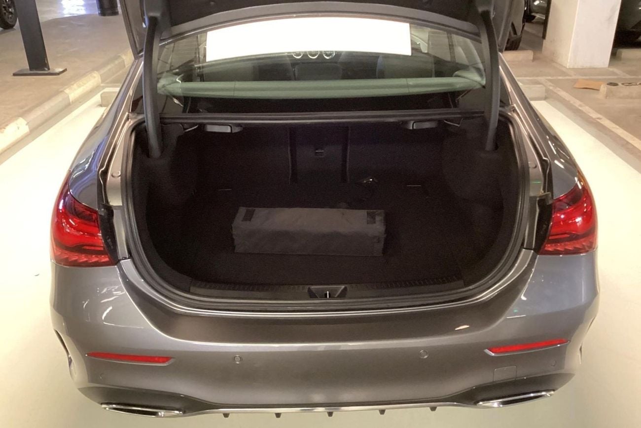 Mercedes-Benz A 200 Premium | Guaranteed Warranty | 0 Down Payment