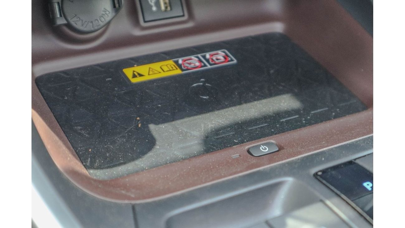 Toyota RAV4 2024 TOYOTA RAV4 2.5L HYBRID LIMITED GCC FULL OPTION