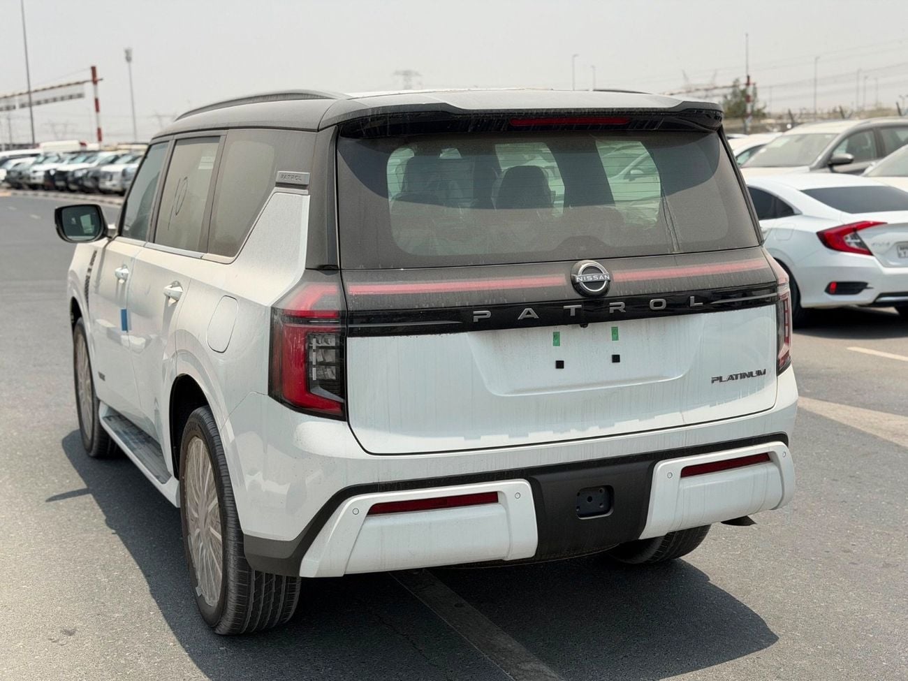 نيسان باترول LE PLATINUM CITY Nissan Patrol 3.5 platinum LE Full option black Roof 2026