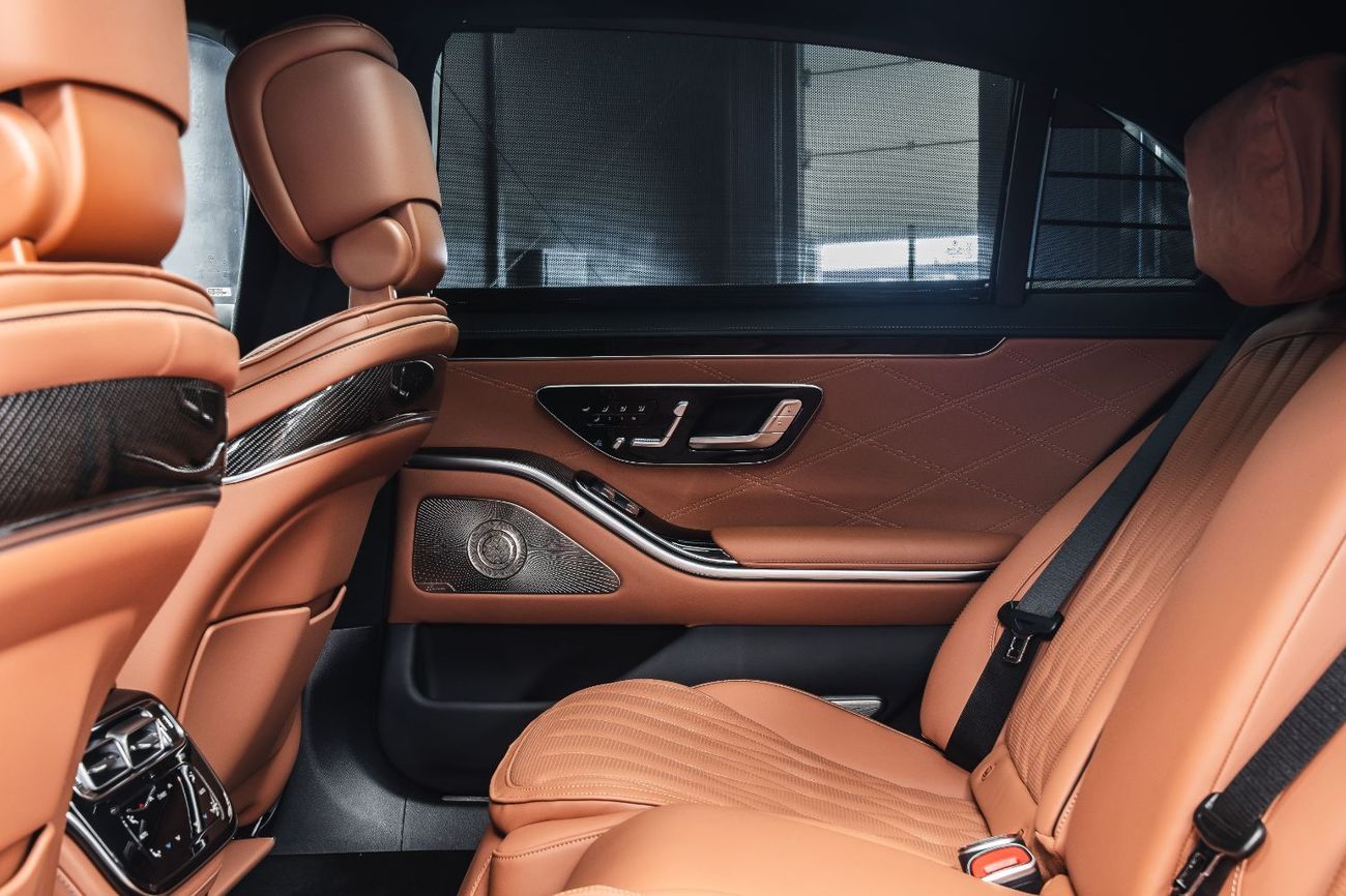 Mercedes-Benz S 63 AMG BRABUS B930 + Ceramic Brakes + Burmester 4D + Carbon Interior