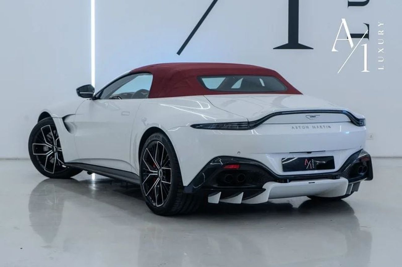 أستون مارتن فانتيج 2022 Aston Martin Vantage Roadster V8, Fully Loaded, Service Contract, GCC Spec