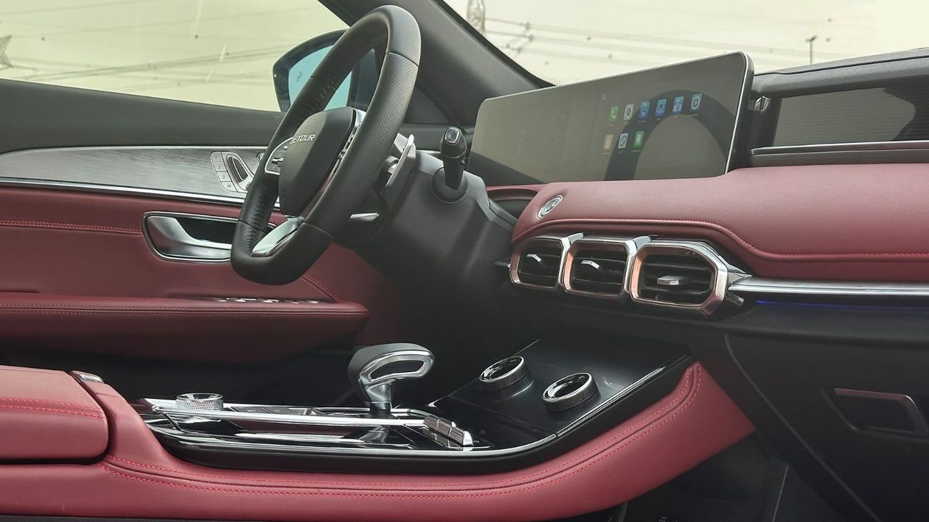 Jetour X70 Plus Luxury 2023 GCC 1.6L Turbo 4 Cylinders Warranty Low Mileage