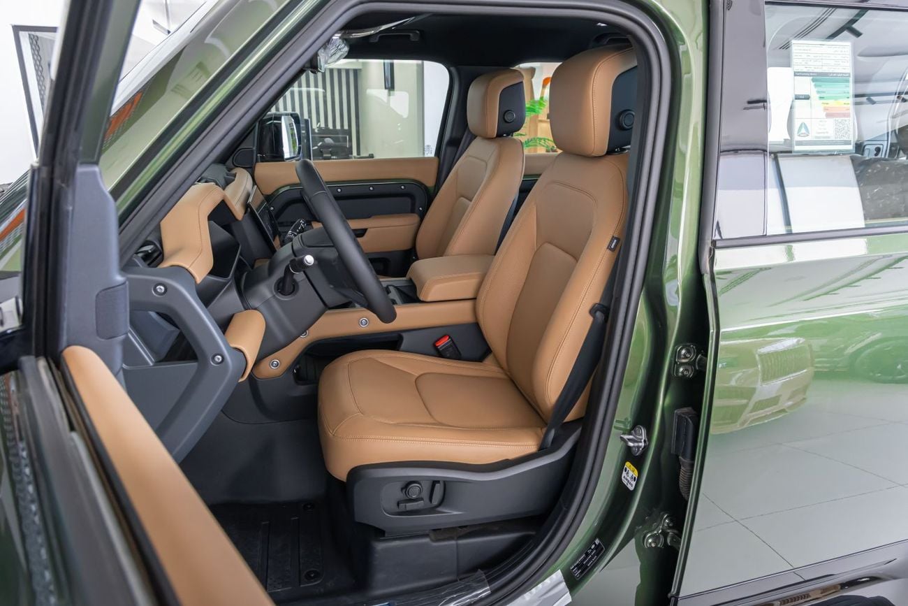 Land Rover Defender Land Rover Defender | 110 (P400) | GCC Specs | 2026 (Export)