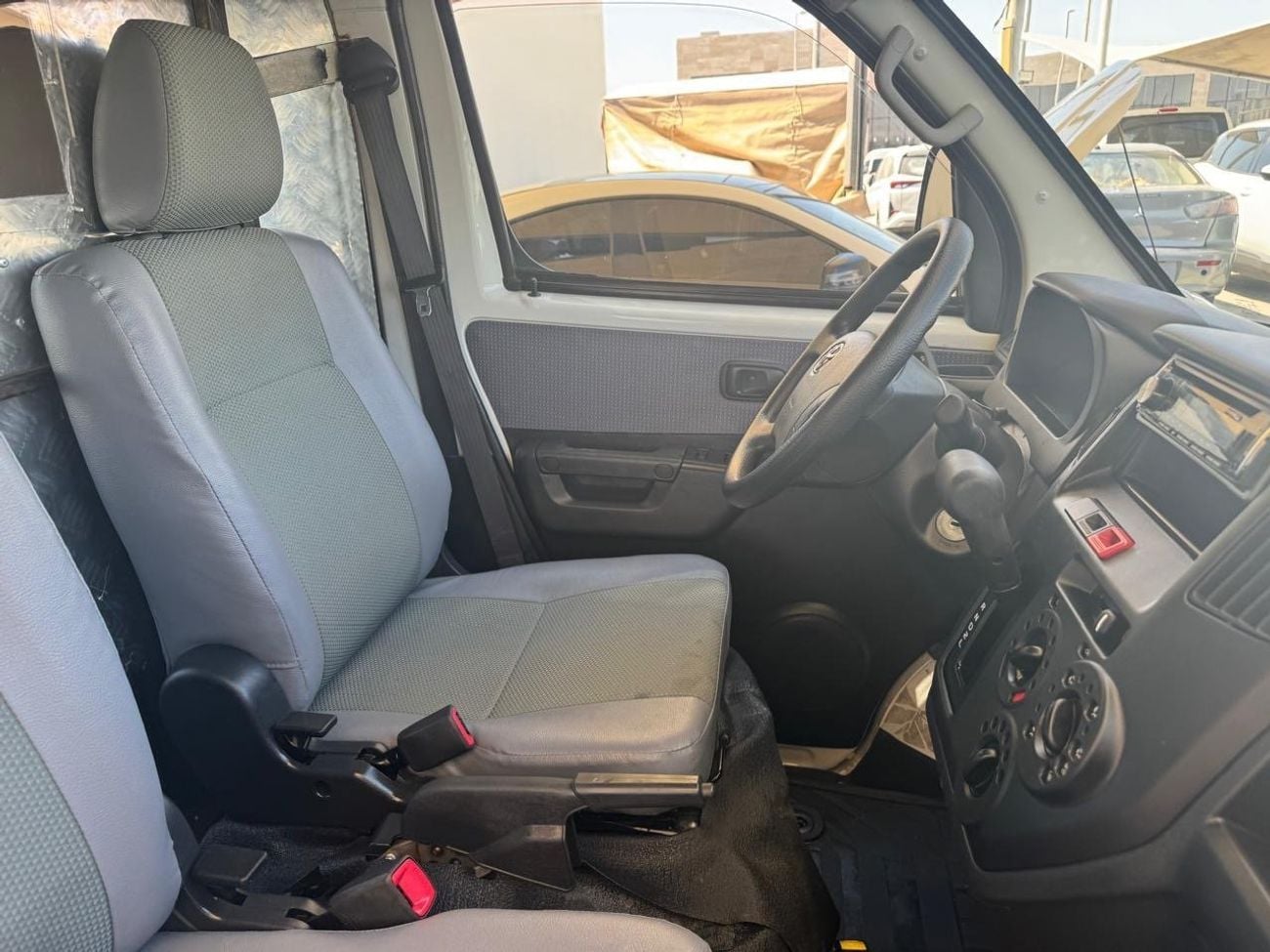 تويوتا لايت آيس Toyota Lite Ace 2024 (1.5L Full Automatic) Van petrol,