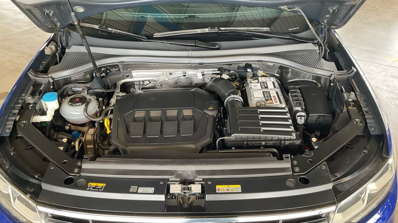 Volkswagen Tiguan FL R-LINE | Guaranteed Warranty | 0 Down Payment