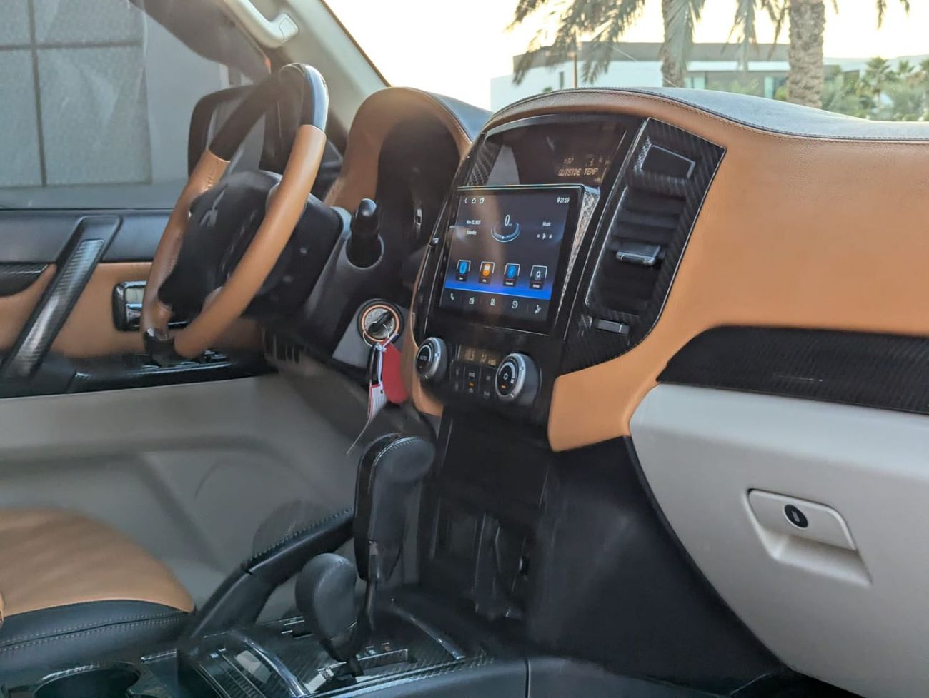 Mitsubishi Pajero Mitsubishi Pajero 2010 grey color LHD