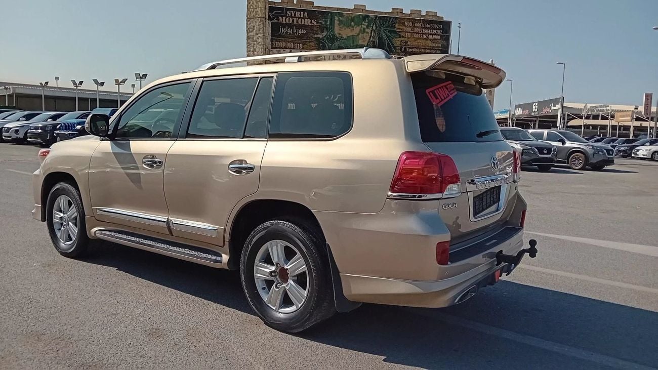 تويوتا لاند كروزر Std 4.0L 4WD