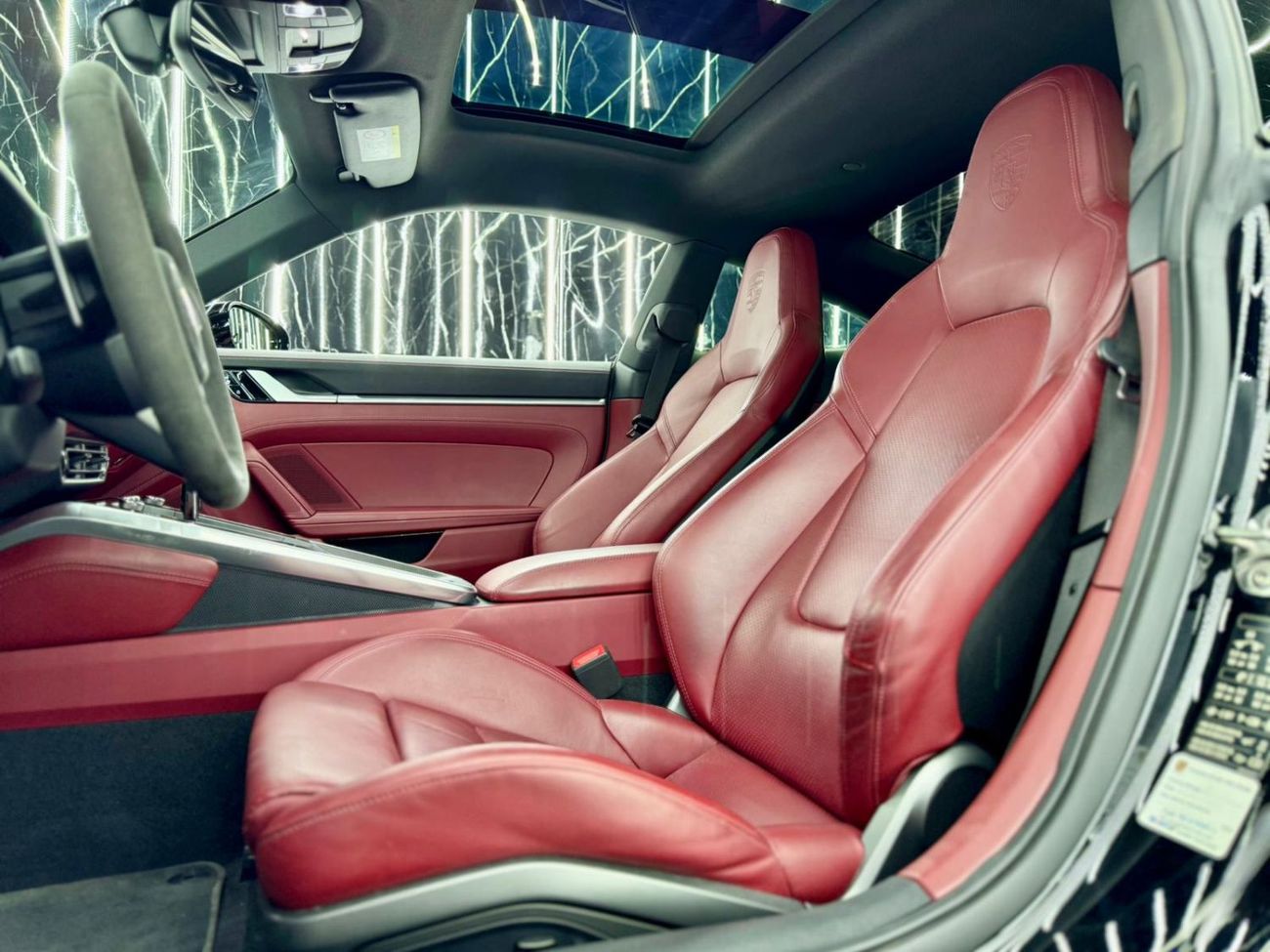 Porsche 911 Carrera 3.0L (444 HP) Coupe 2020 Porsche 911 Carrera, Warranty, Just Been Serviced, Excellent Condit