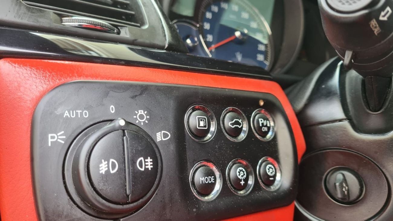 Maserati Gran Turismo Standard Plus