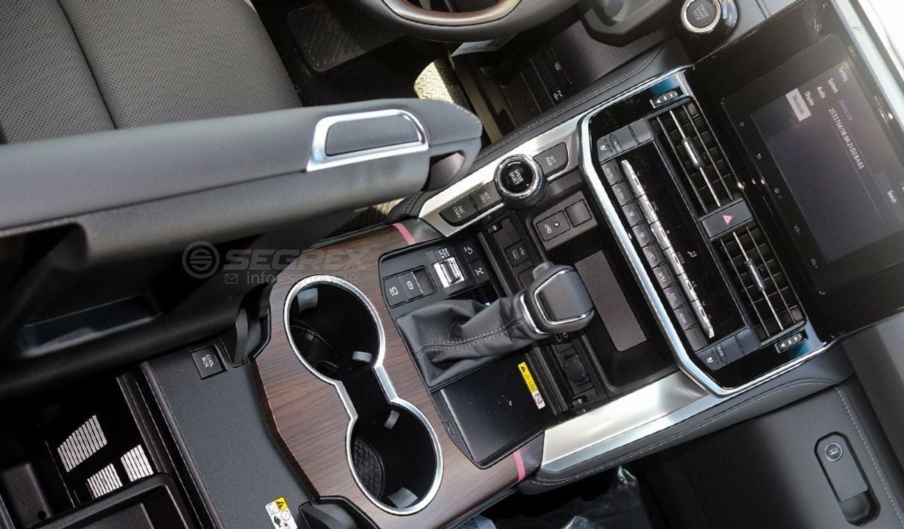 تويوتا لاند كروزر 2026 Model Toyota Land Cruiser (LC300) GXR, 4.0L Petrol 4WD 6A/T