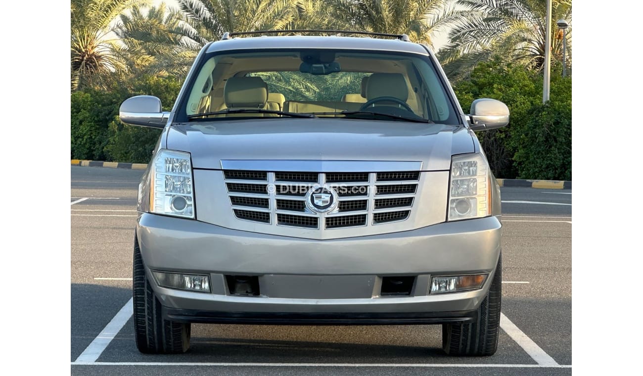 كاديلاك إسكالاد Cadillac Escalade 2007 GCC // Good Condition
