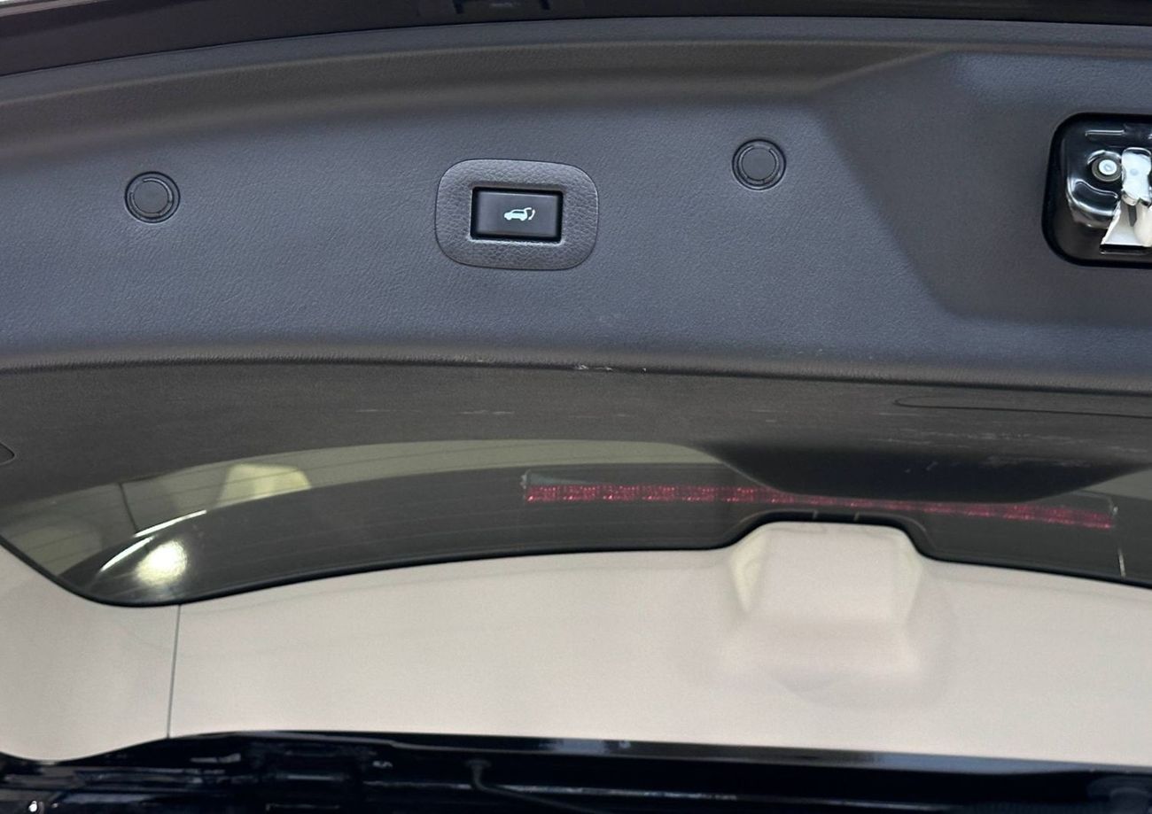 إنفينيتي QX80 Luxury 5.6L