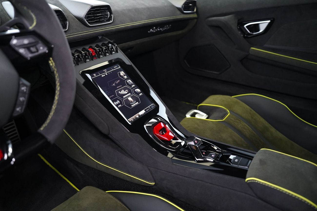 لامبورغيني هوراكان STERRATO 5.2L V10