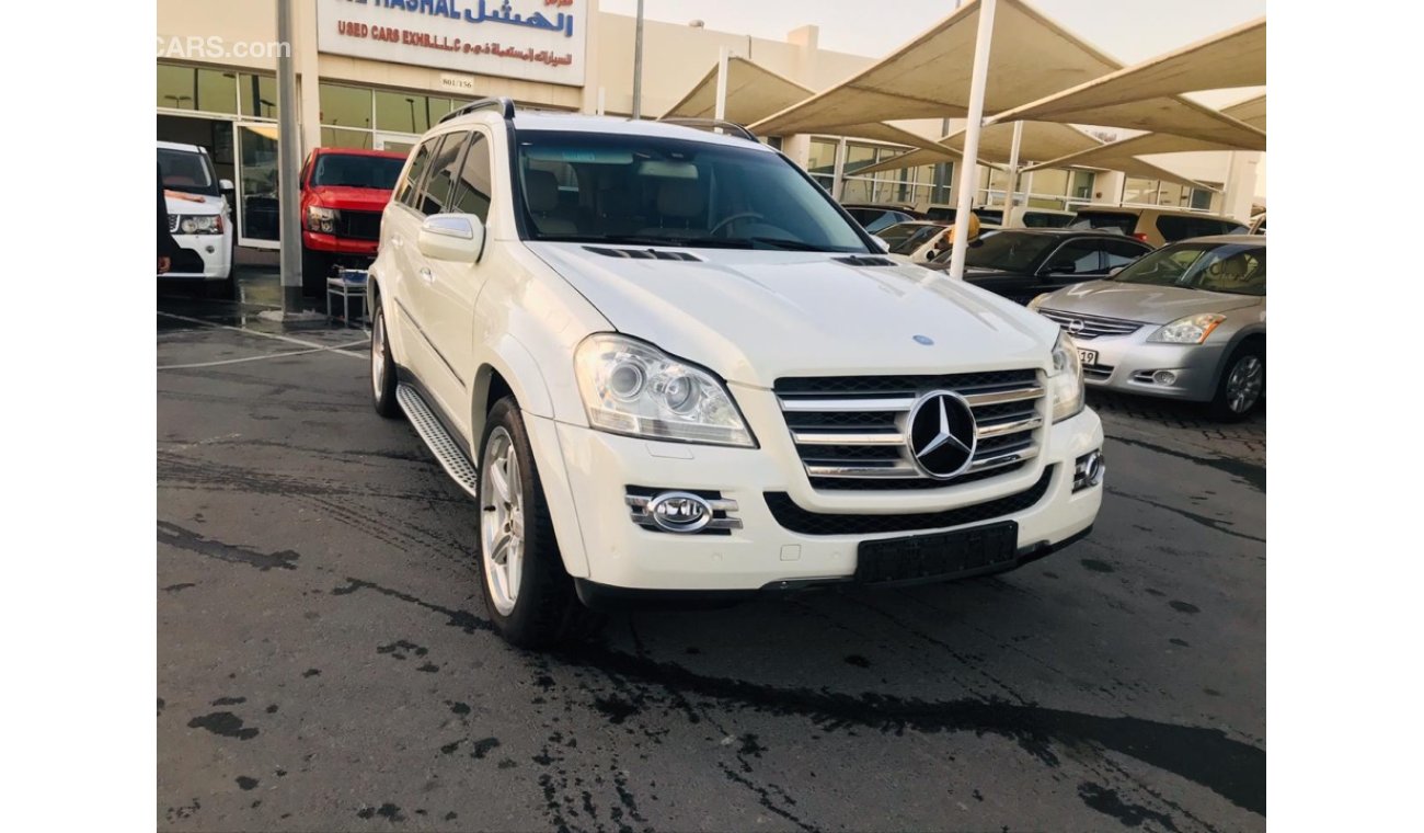 Mercedes-Benz GL 500 model 2009 car prefect condition full service full option low mileage