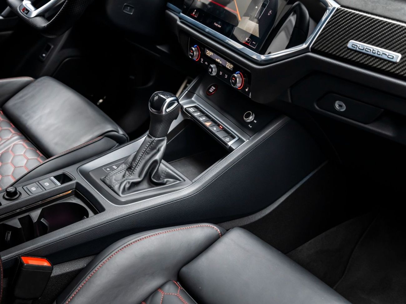 Audi RS Q3 Sportback TFSI quattro 2.5L 2022 Audi RSQ3, 2027 Audi Warranty + Service Contract, Low KMs, GCC