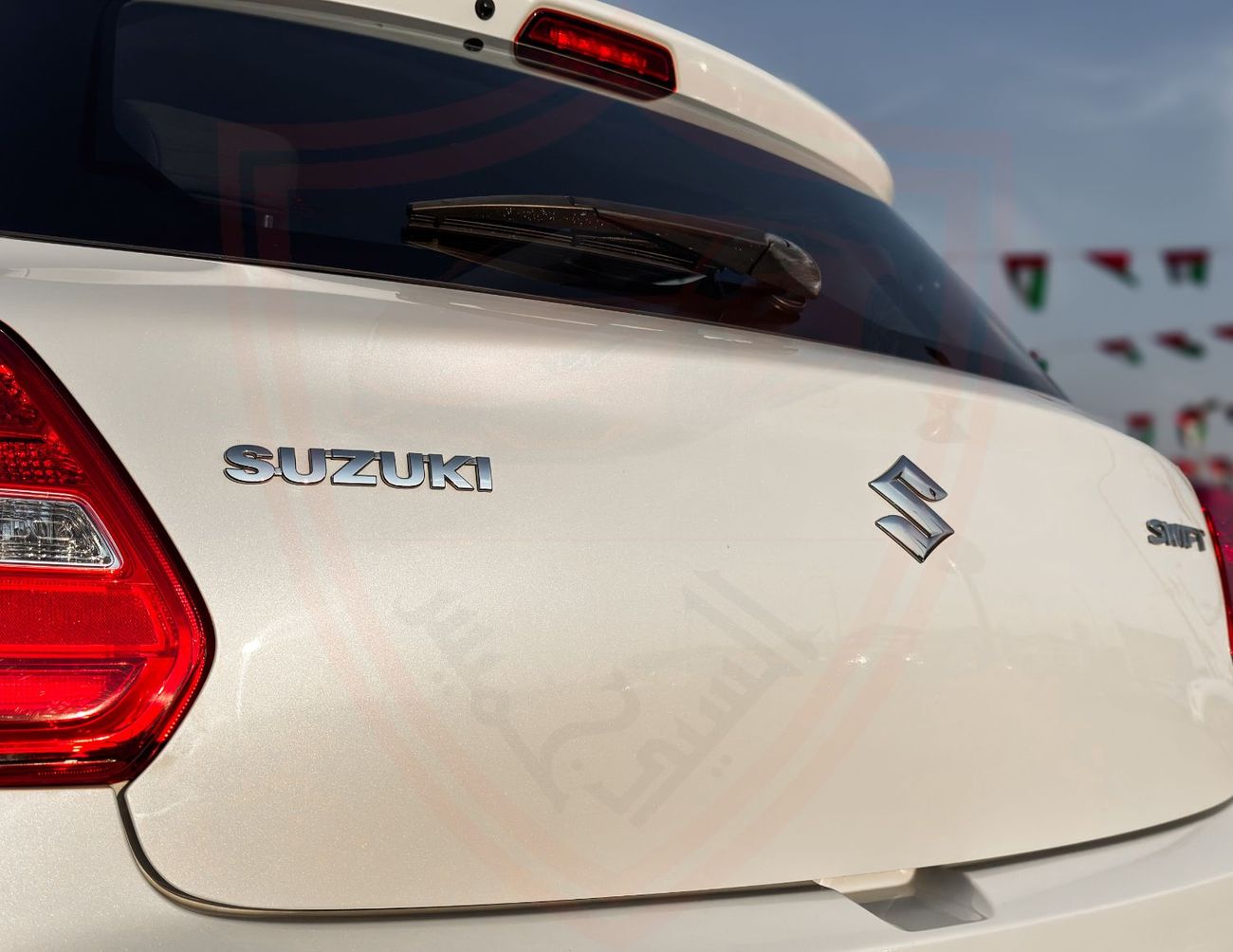 سوزوكي سويفت سوزوكي سويفت | ١٫٢ لتر | ٢٠٢٣ | خليجي | خالية من الحوادث | بحالة ممتازة | ٦٣٢ شهرياً