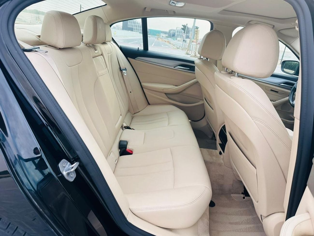 BMW 520i