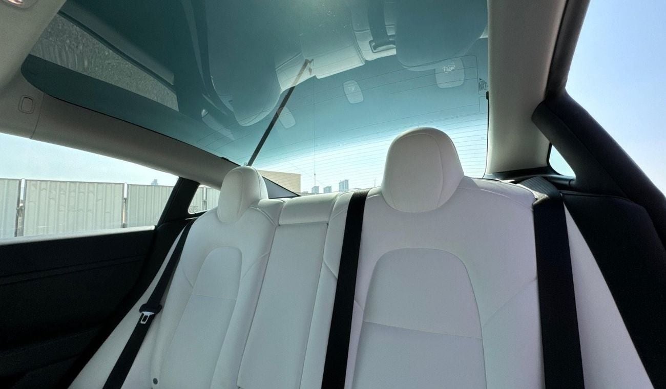 تسلا موديل 3