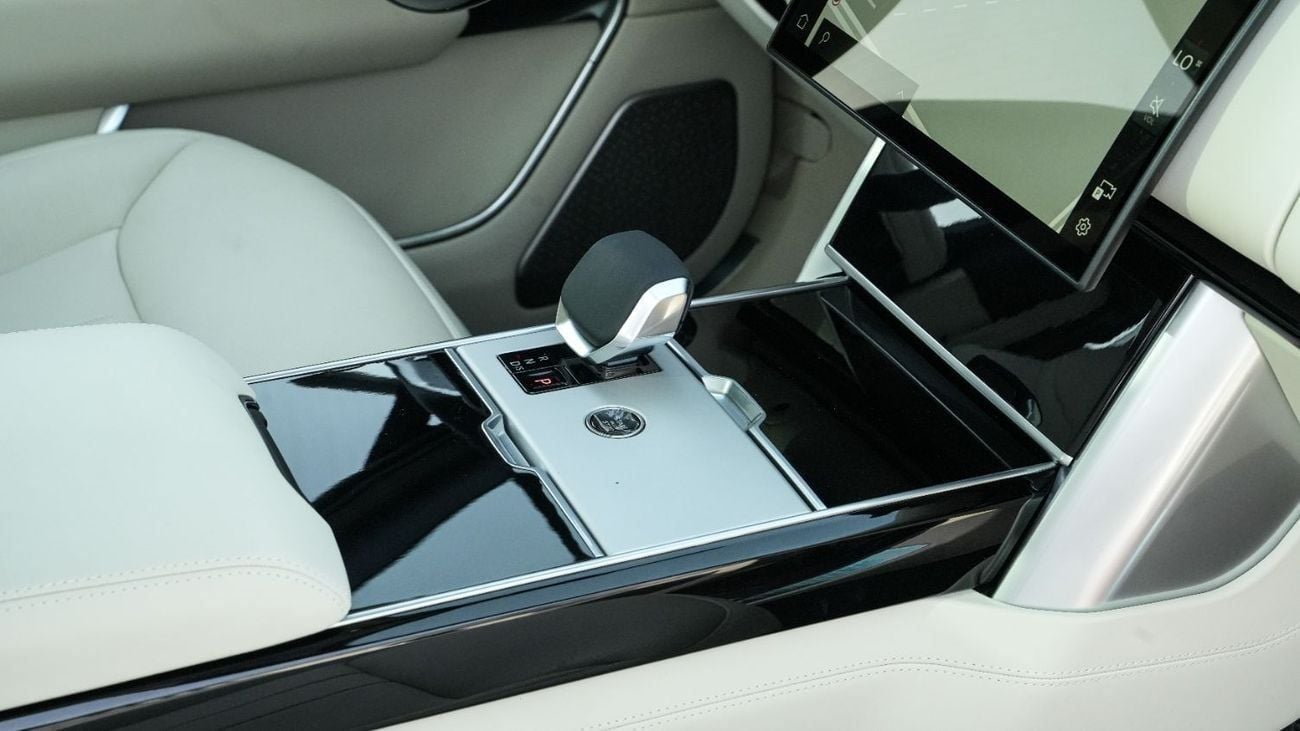 لاند روفر رينج روفر LWB Autobiography P530 4.4L