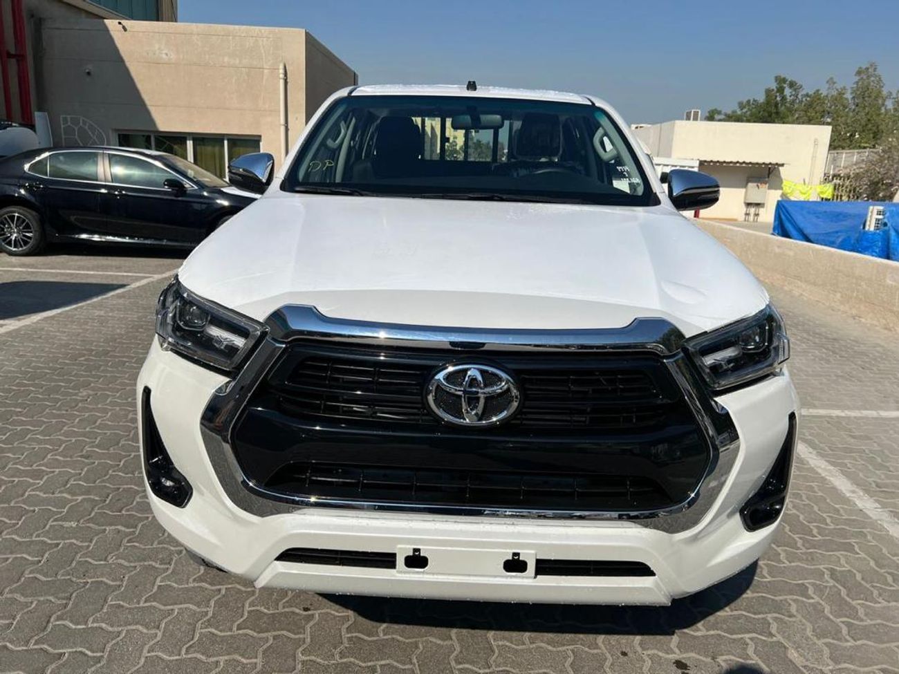Toyota Hilux Hilux 2.4 diesel Full option  Push start GCC