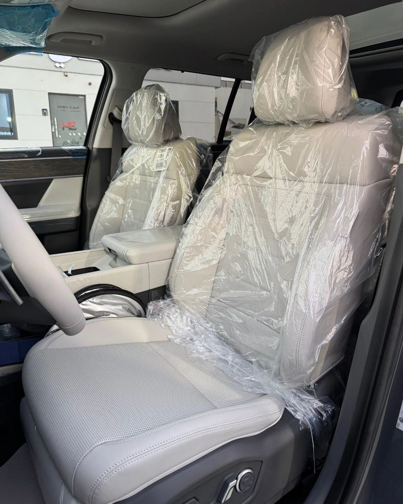 هيونداي سانتا في HYUNDAI SANTA FE 1.6T HEV Gold - 2026 MODEL - GRAY COLOR