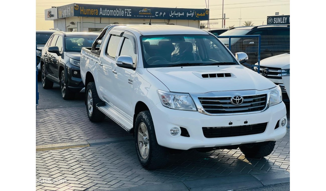 Toyota Hilux Toyota Hilux Diesel engine RHD model 2014 for sale from Humera motors car very clean and good condit