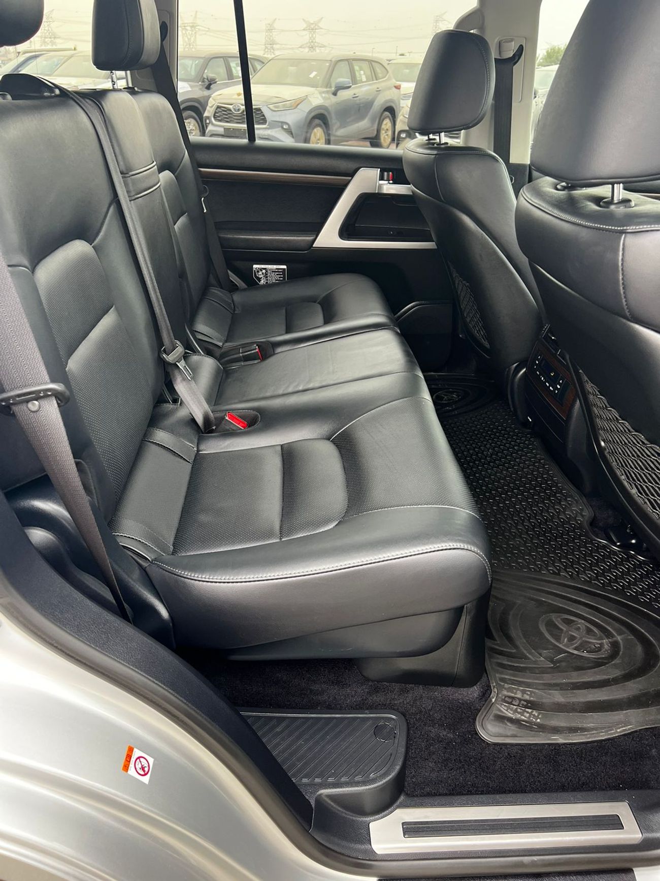 Toyota Land Cruiser VX