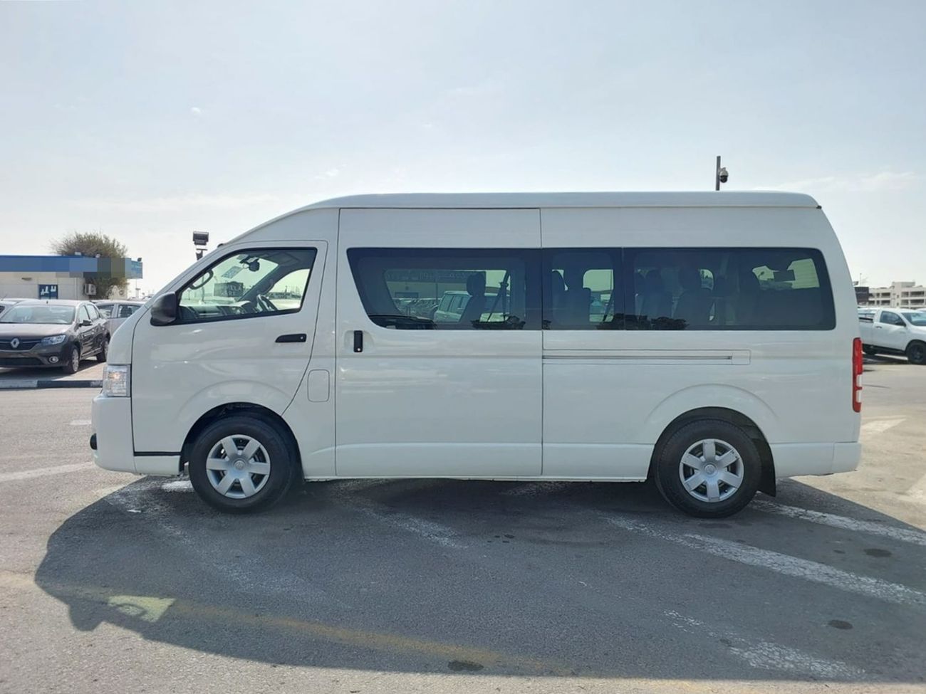 تويوتا هاياس TOYOTA HIACE COMMUTER VAN RHD 2015 MODEL 3.0 L DIESEL AUTOMATIC(PM26086)