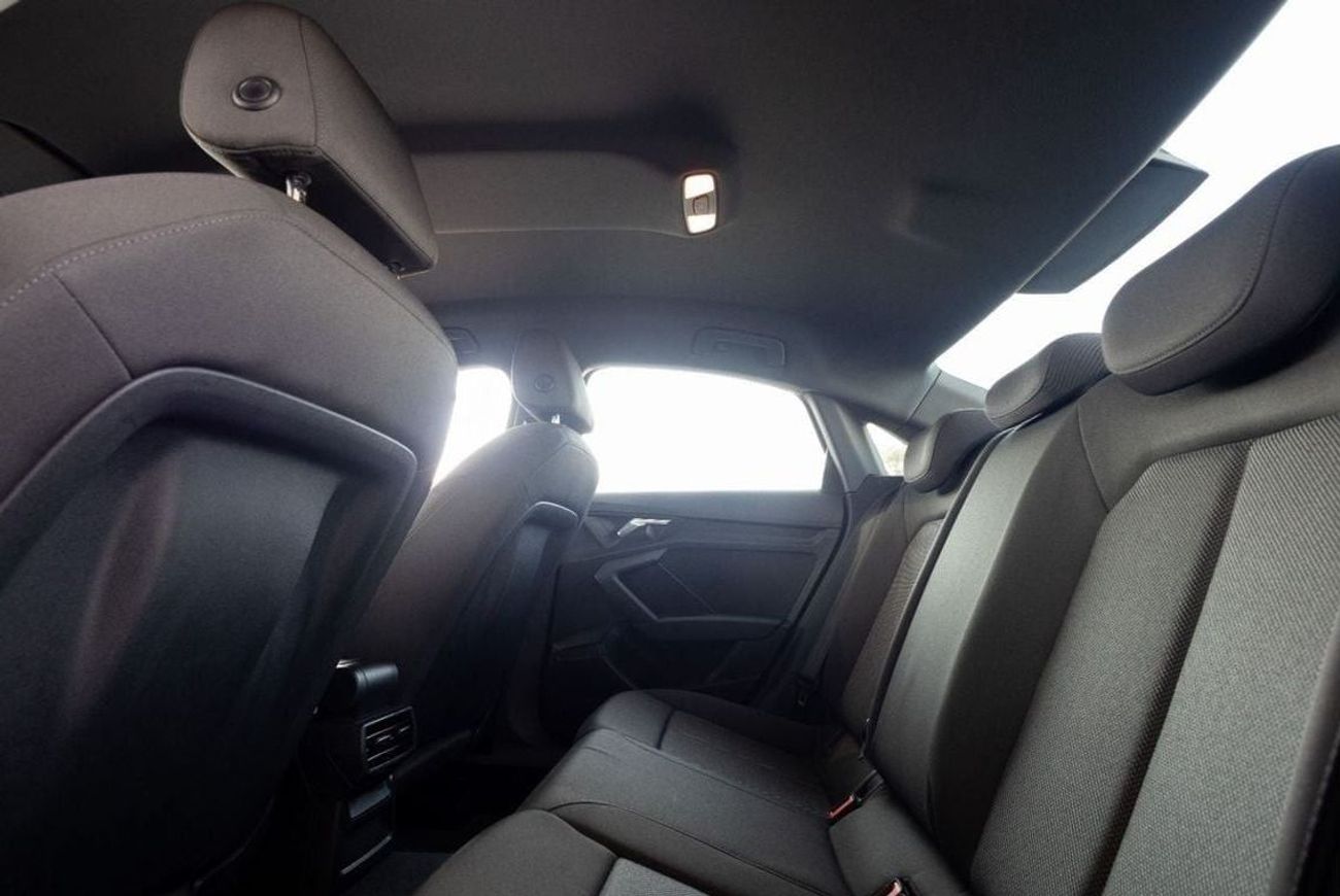 Audi A3 35 TFSI 1.4L Audi A3 35TFSI 2021 GCC under Warranty with Flexible Down-Payment.