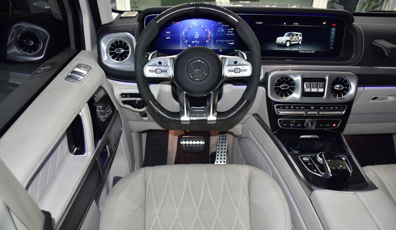 مرسيدس بنز G 550 EXCELLENT DEAL for our Mercedes Benz G550 ( 2024 Model ) in Grey Color American Specs