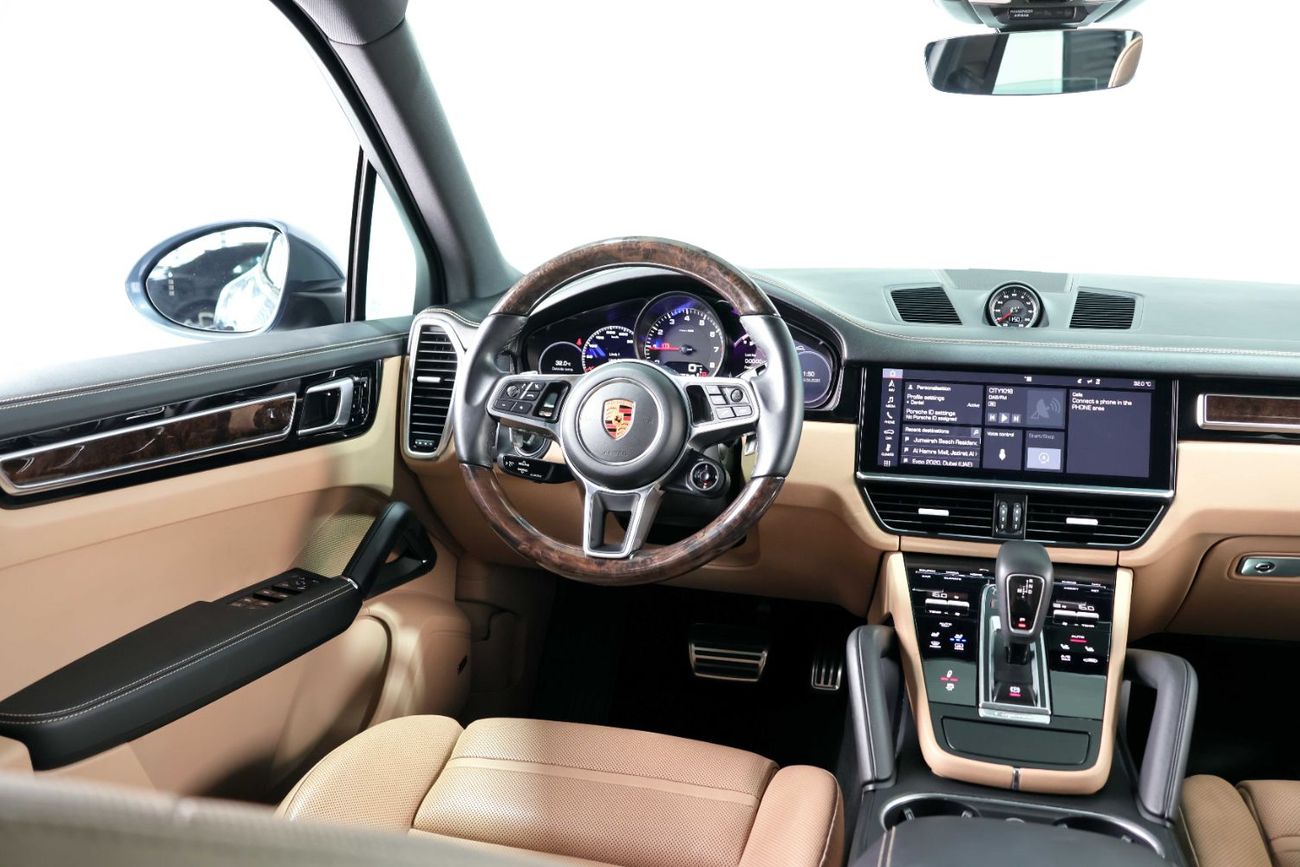 Porsche Cayenne S 2.9L (440 HP) -GCC-Al Nabooda Full Service History-Special Order-Exclusive Colour-Low Mileage