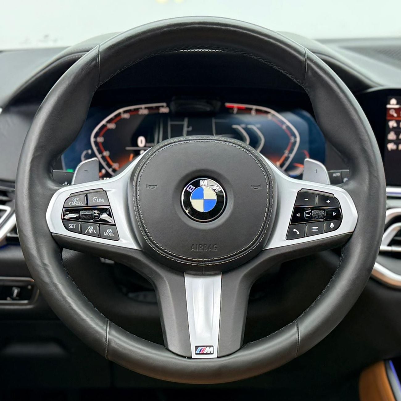 بي أم دبليو X5 2021 BMW X5 xDrive40i M-Sport, Warranty, Full BMW Service History, Excellent Condition, GCC