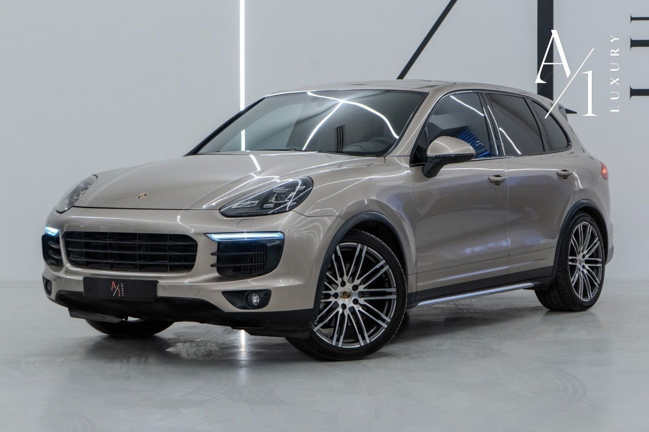 Porsche Cayenne Std 3.6L 2015 Porsche Cayenne S, 3.6L, V6, 420 BHP, Excellent Condition, GCC Spec