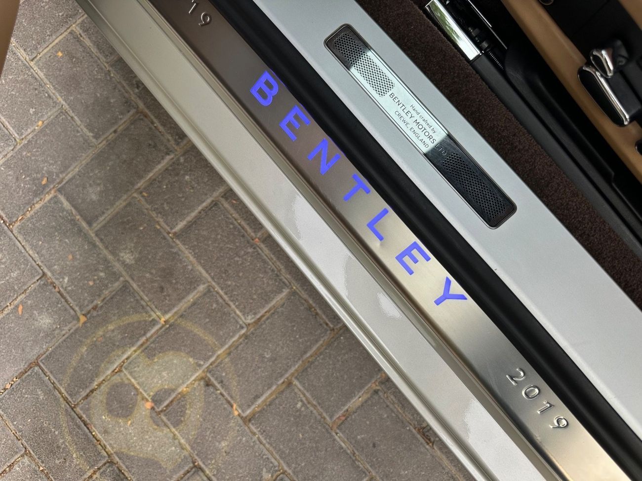 بنتلي كونتيننتال جي تي 4.0T V8 | 2019 | GCC Specs | Immaculate Condition | Full Bentley History